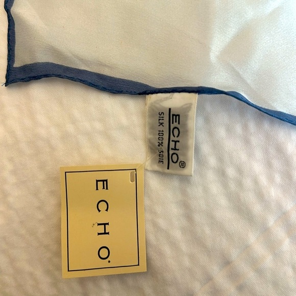 NWT Women’s Echo Blue & White Floral 100% Silk Hand Rolled Edges Scarf 42” - Picture 7 of 7